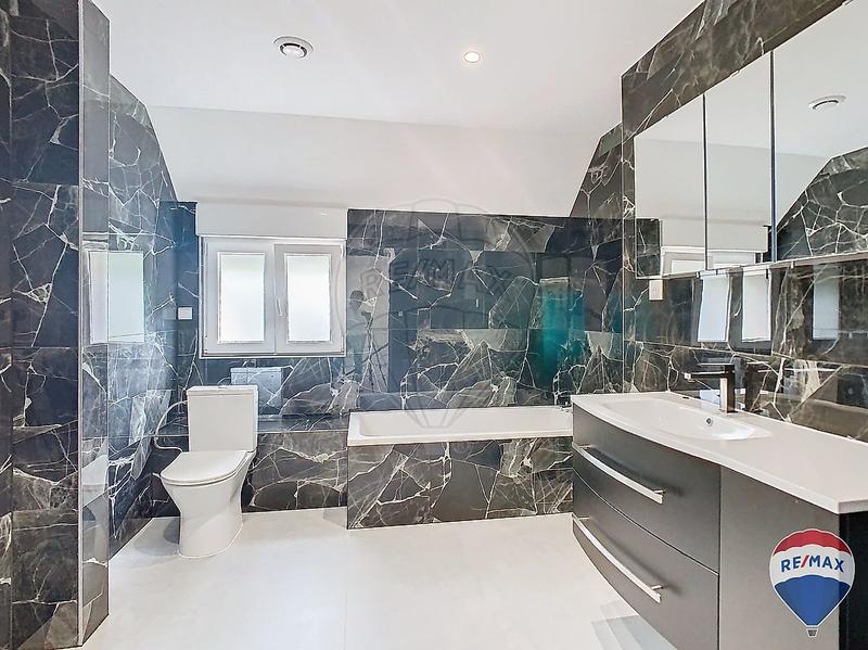 Maison - 113 m² - 5 pièces