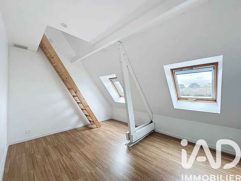 Maison - 185 m² - 9 pièces
