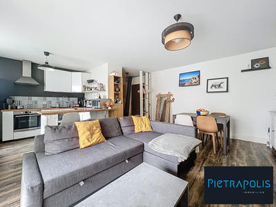 Appartement - 67 m² - 3 pièces