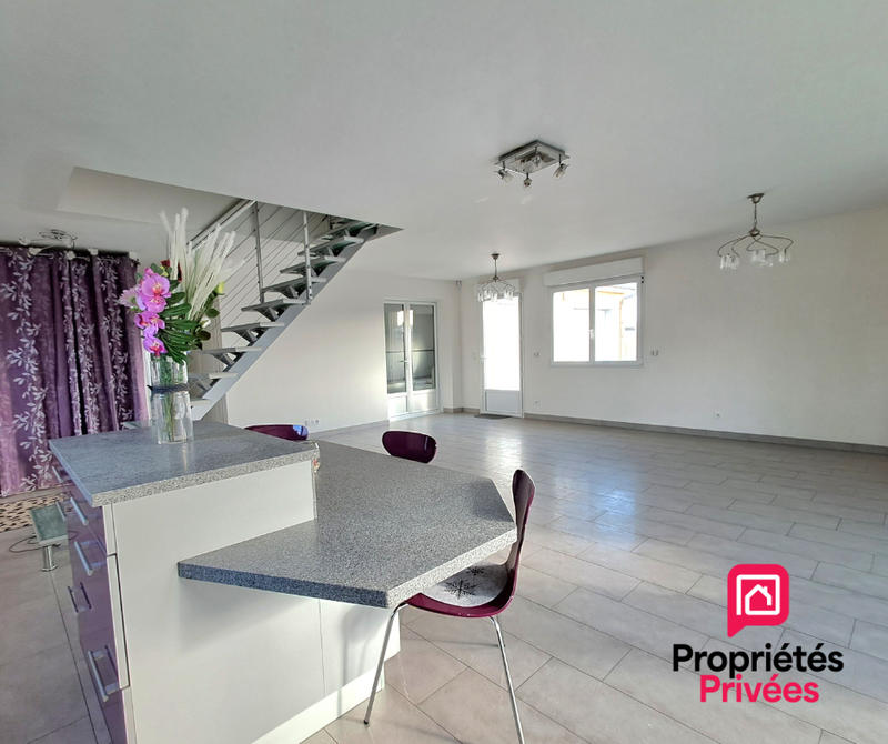 Maison - 225 m² - 6 pièces