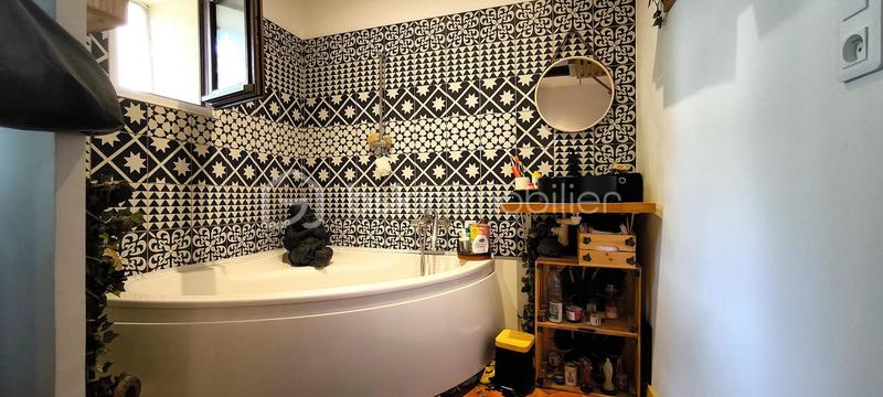 Maison de village - 111 m² - 5 pièces