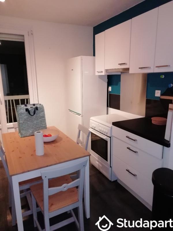 Chambre - 9 m² - 1 pièce