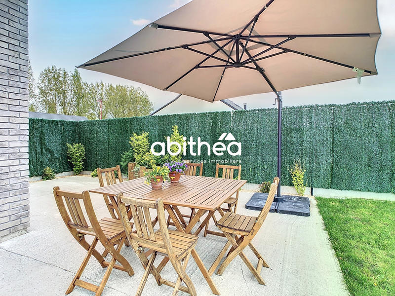 Maison - 137 m² - 6 pièces