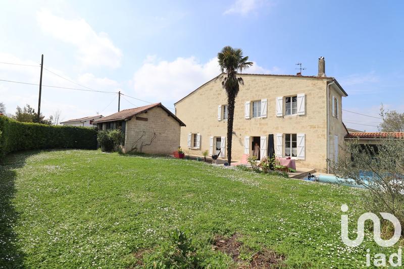 Maison - 197 m² - 6 pièces