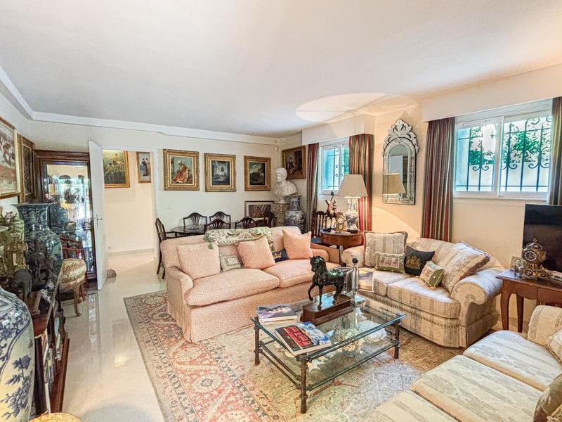 Villa - 193 m² - 5 pièces