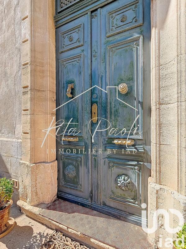 Maison - 226 m² - 13 pièces