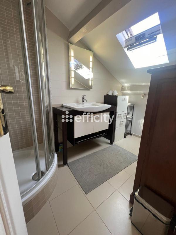 Appartement - 97 m² - 4 pièces