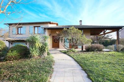 Maison - 148 m² - 6 pièces