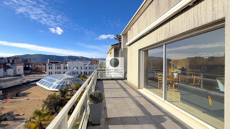 Appartement - 203 m² - 7 pièces