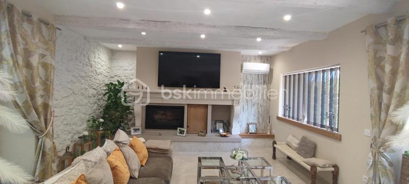 Maison en pierre - 180 m² - 7 pièces