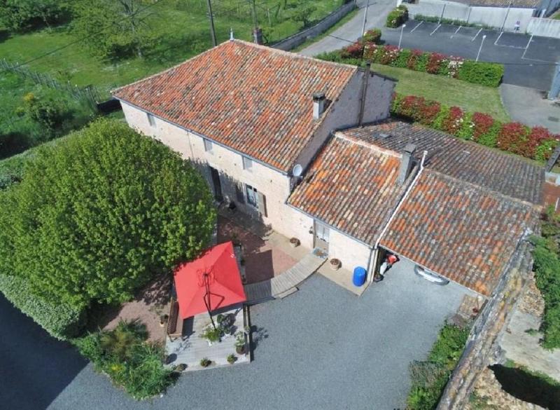 Maison - 273 m² - 6 pièces