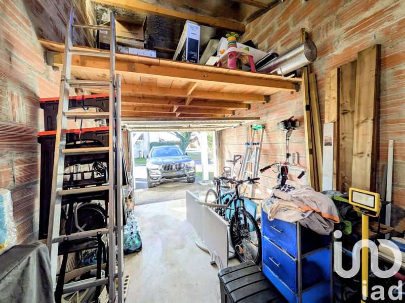 Maison - 93 m² - 4 pièces