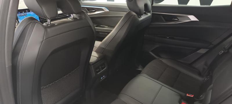 Renault Austral E-Tech hybrid 200 Iconic