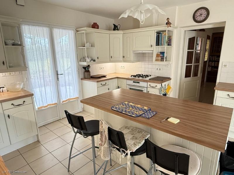 Villa - 165 m² - 6 pièces