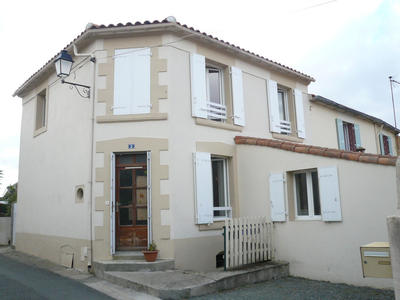 Maison - 85 m² - 4 pièces