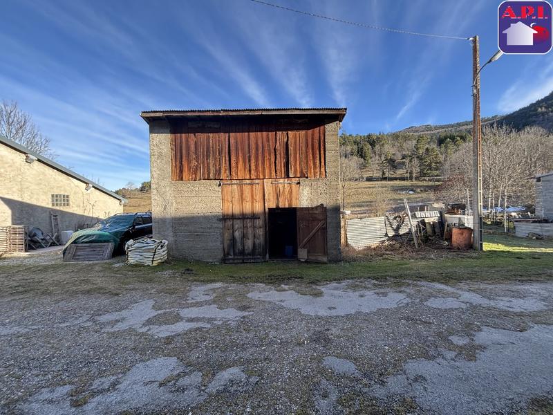 Maison - 81 m² - 3 pièces