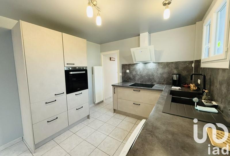 Maison - 93 m² - 4 pièces