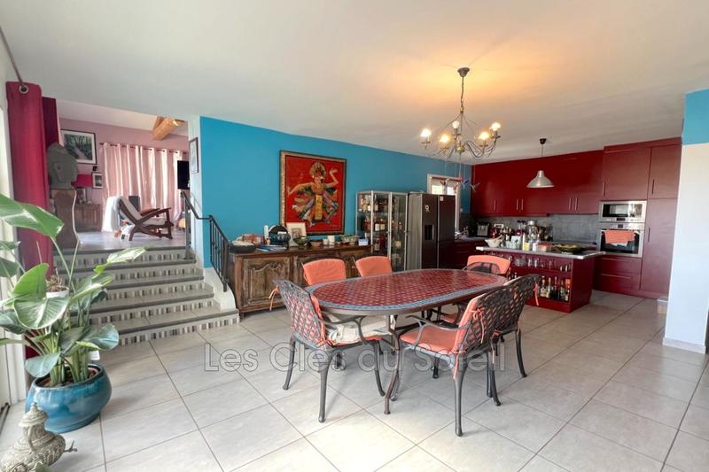 Maison - 170 m² - 8 pièces