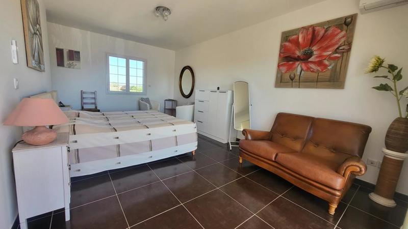 Villa - 220 m² - 6 pièces