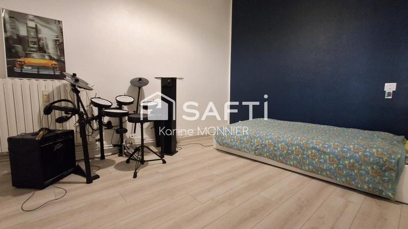 Appartement - 80 m² - 3 pièces