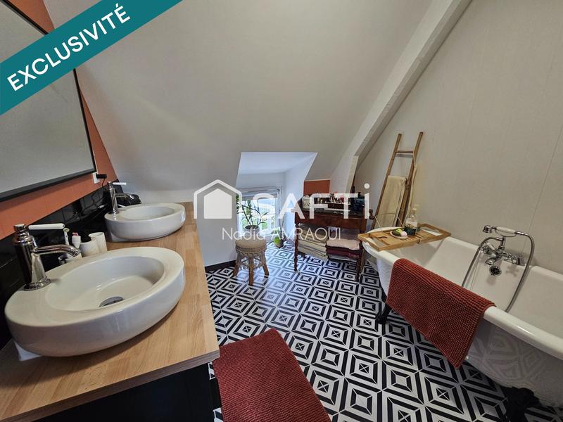 Maison - 160 m² - 6 pièces