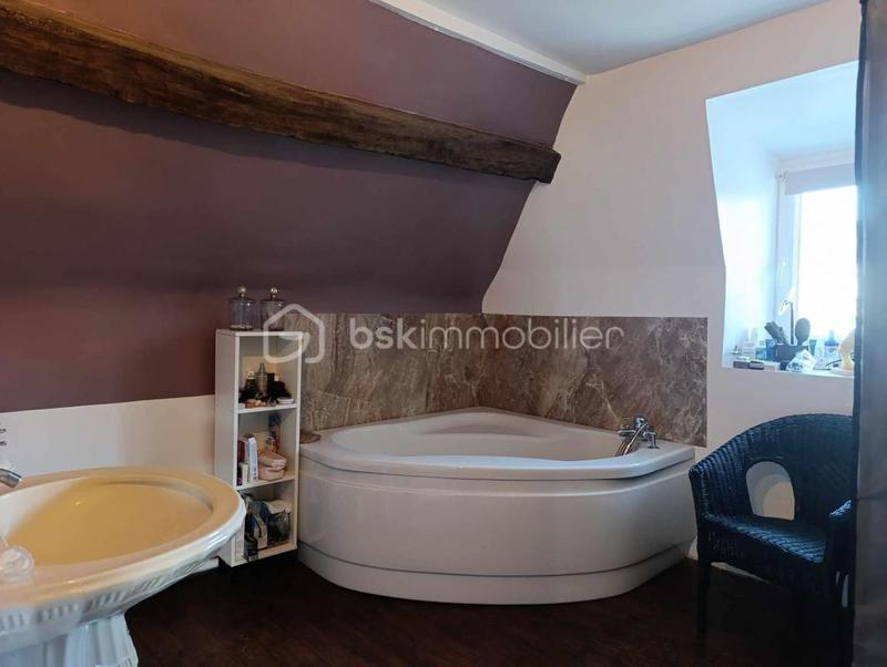 Immeuble - 85 m² - 5 pièces