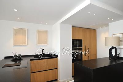 Appartement - 85 m² - 3 pièces