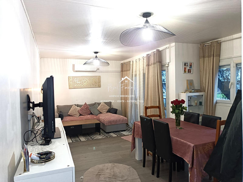 Appartement - 82 m² - 5 pièces