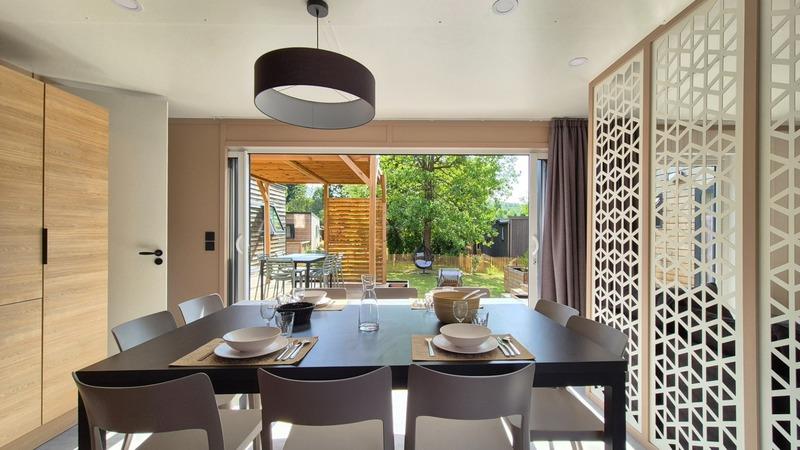 Mobil-home - 110 m² - 7 pièces