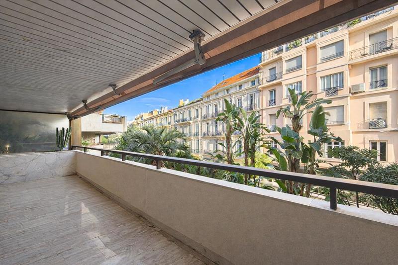 Appartement - 84 m² - 3 pièces