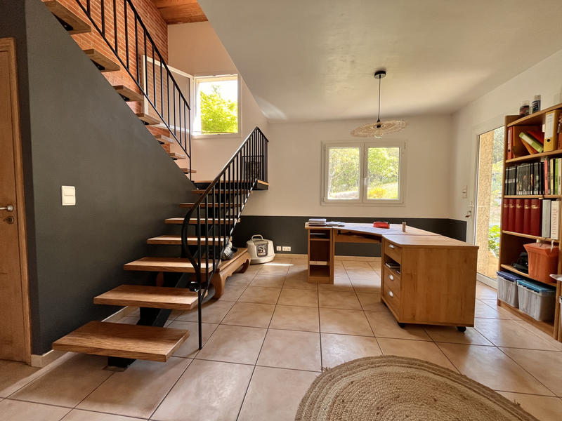 Maison - 260 m² - 8 pièces