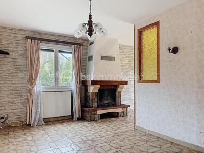 Maison traditionnelle - 99 m² - 5 pièces