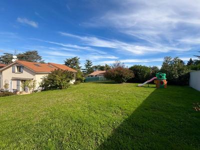 Maison traditionnelle - 142 m² - 6 pièces