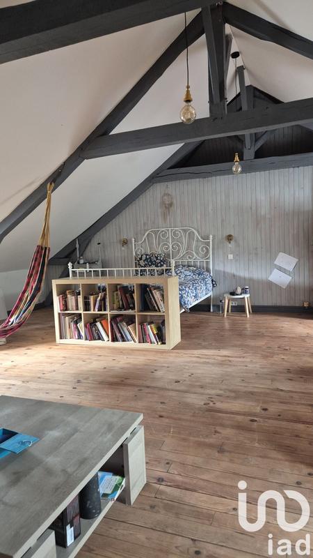 Maison - 196 m² - 7 pièces