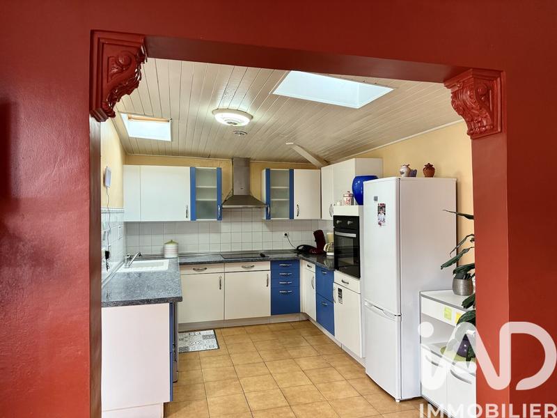 Maison - 95 m² - 4 pièces