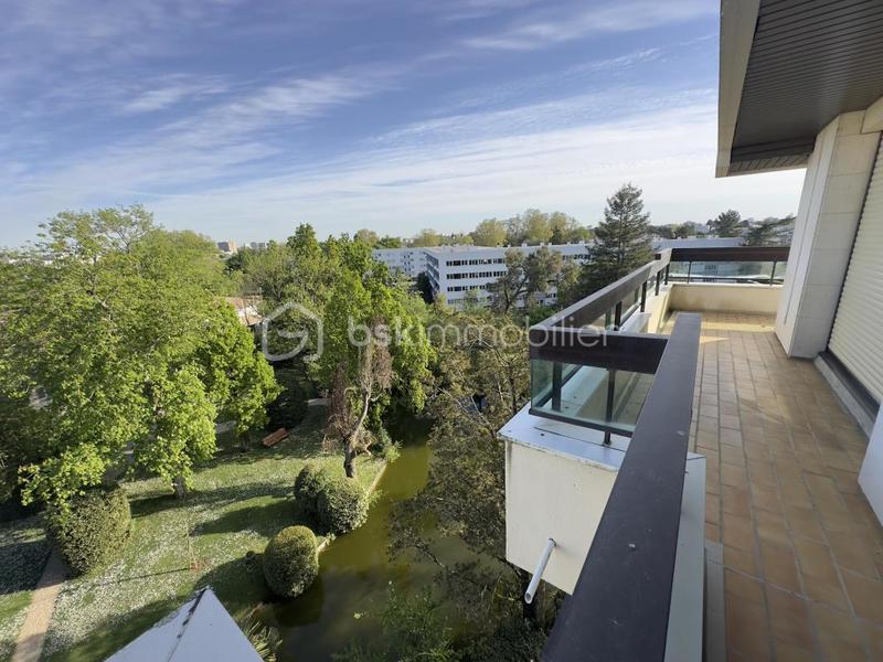 Appartement - 86 m² - 4 pièces