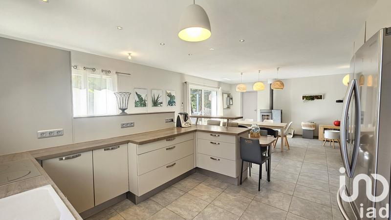 Maison - 156 m² - 6 pièces