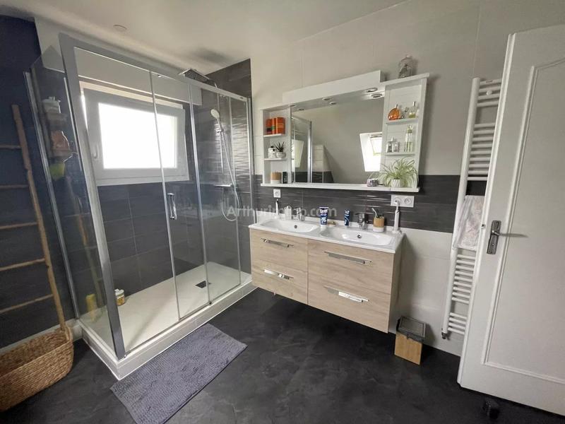 Maison - 133 m² - 5 pièces