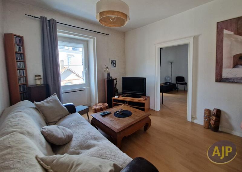 Maison - 83 m² - 5 pièces