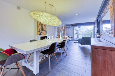 Appartement - 87 m² - 4 pièces