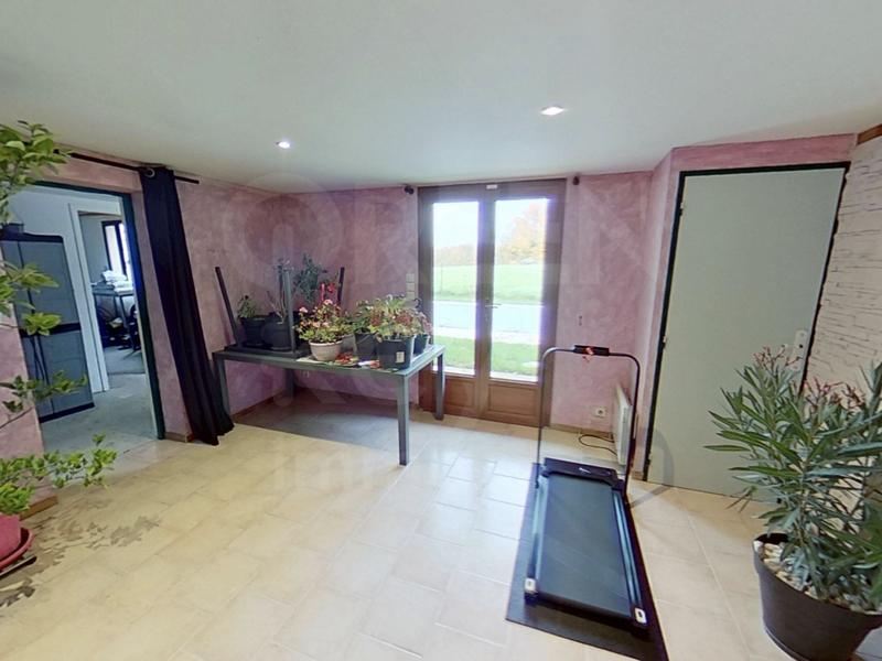 Maison - 216 m² - 6 pièces