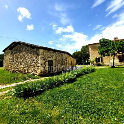 Maison de campagne - 220 m² - 8 pièces