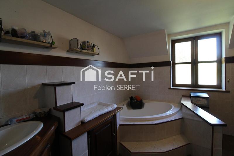 Maison - 193 m² - 8 pièces