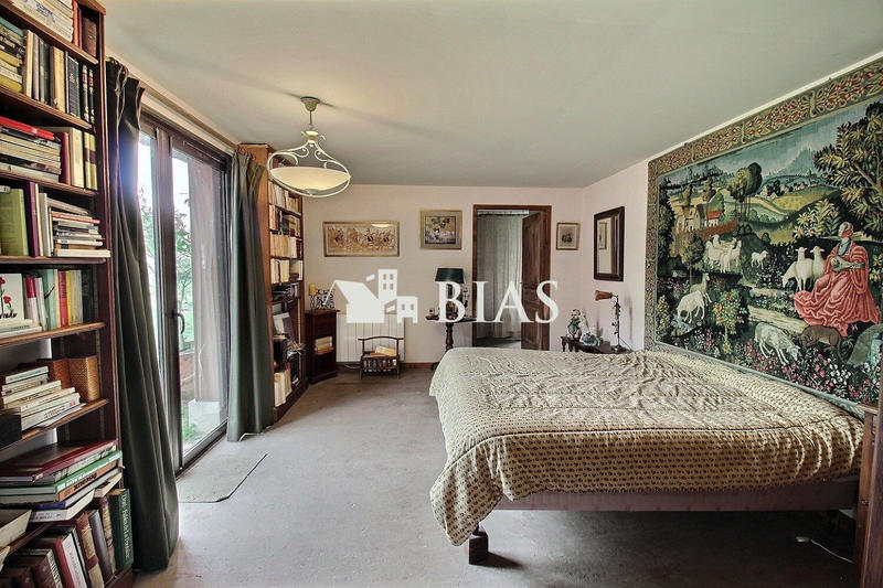 Maison ancienne - 264 m² - 11 pièces