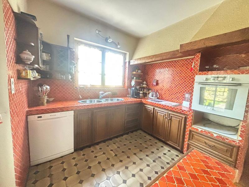 Maison - 200 m² - 6 pièces