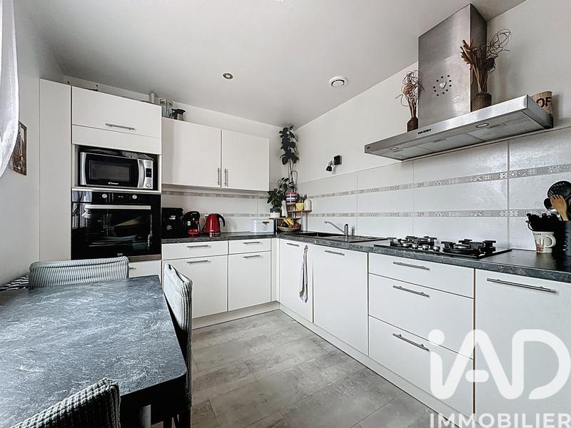 Maison - 80 m² - 4 pièces