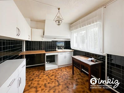 Maison - 93 m² - 5 pièces