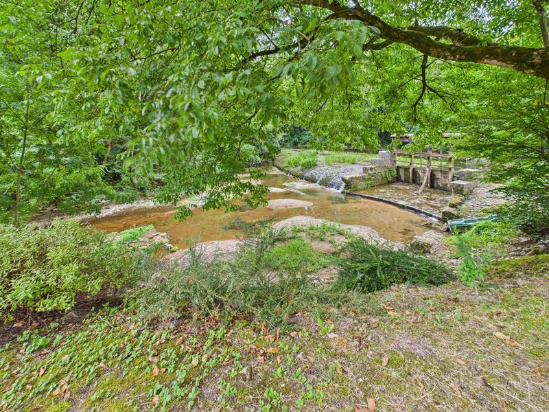 Maison - 312 m² - 8 pièces