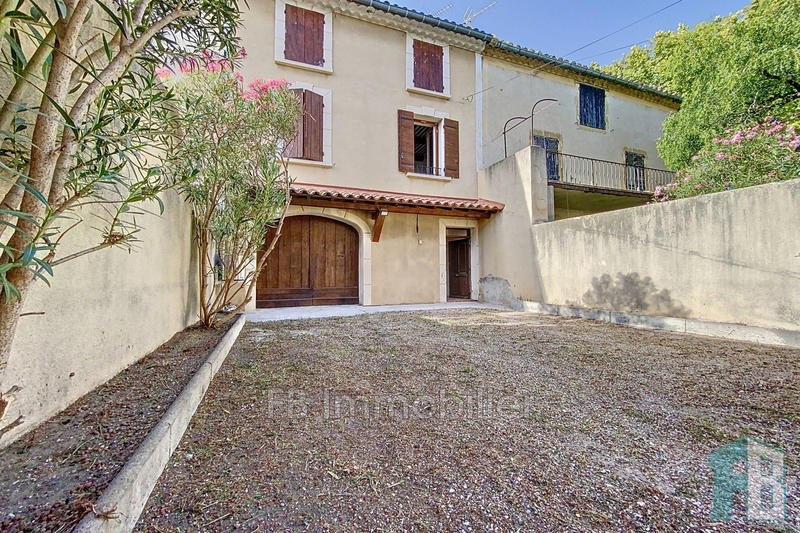 Maison de village - 106 m² - 4 pièces