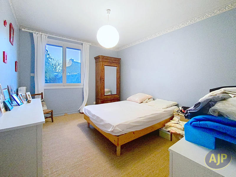 Maison - 106 m² - 6 pièces